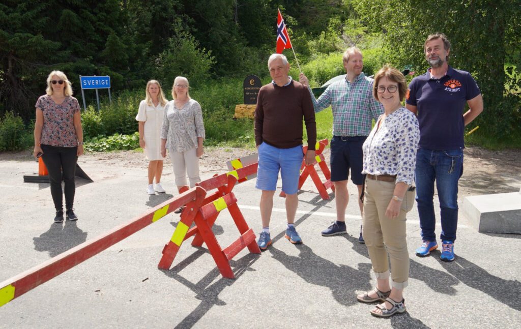 SPESIELT PROSJEKT: Fiberkabel lagt mellom Norge og Sverige i Røgden gir høyhastighetsbredbånd til Finnskogtoppen Velværehotell. Nå er aktørene i prosjektet hedret for prisen. Foto: Grue kommune.