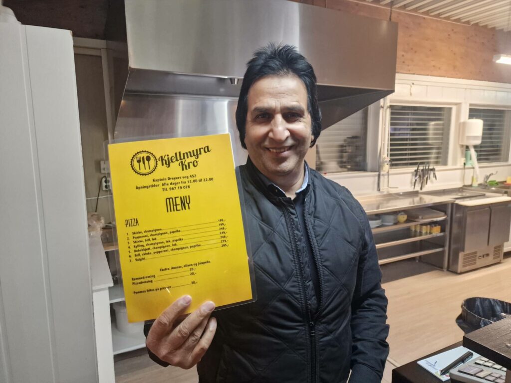 STARTER KRO: Mohammad Akhtar Raja har eid restaurantbygget på Kjellmyra i noen år, og i mangel på leietaker velger han å starte opp Kjellmyra Kro selv.